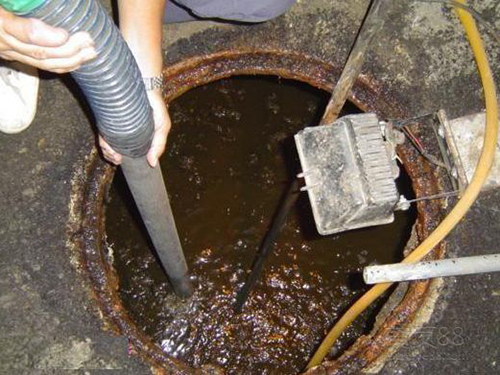 东区街道隔油池清理