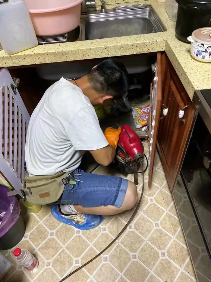 东区街道通下水道