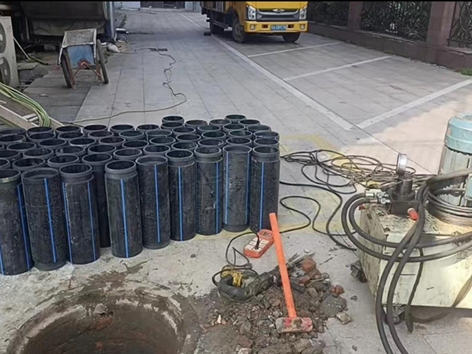 东区街道PE置换管厂家 DN315置换管 非开挖管短管置换
